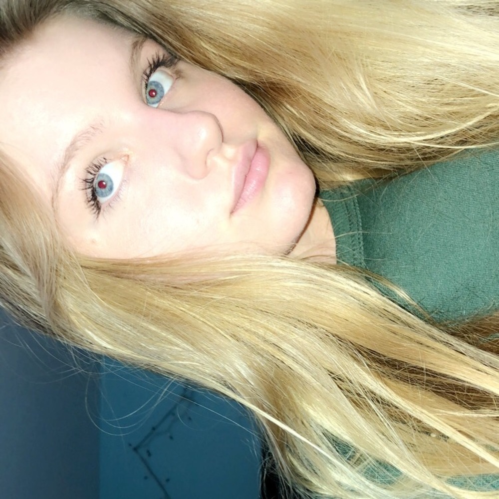 Meet your Posher, Brenna